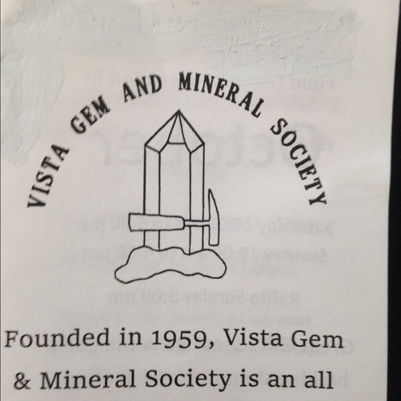 Meet your Posher, Lori - Picture 9 of 9